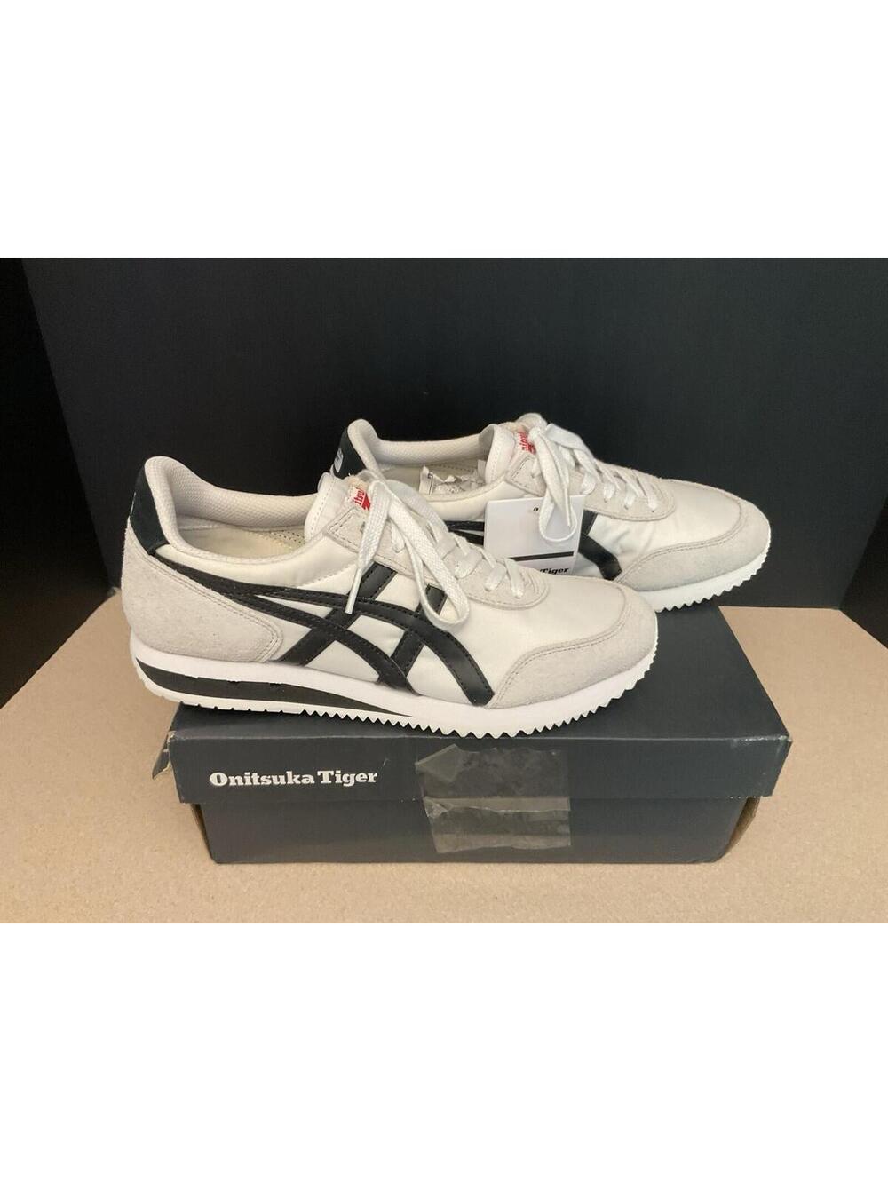 New! Womens Onitsuka Tiger New York White/Black 1183A205-101 Shoes. Size 8. Nice